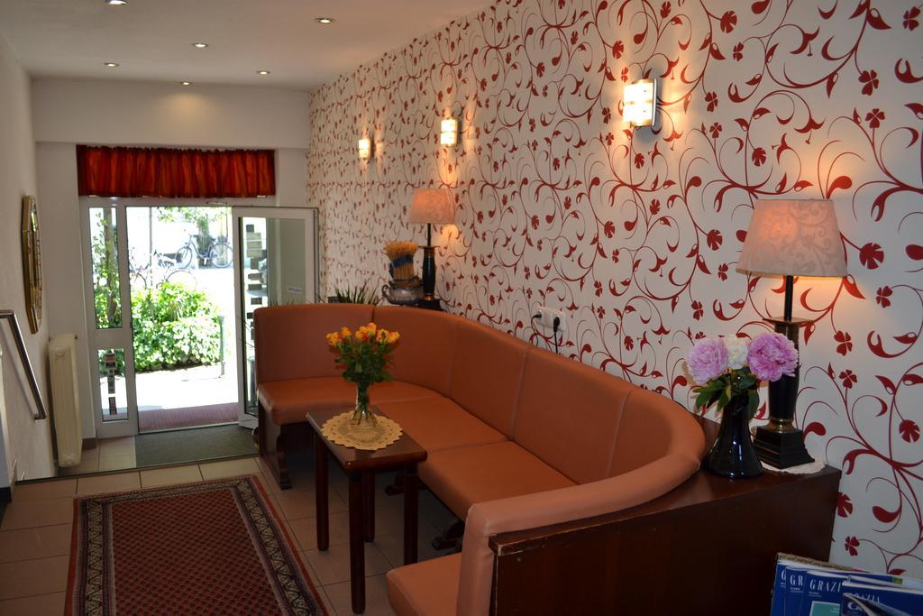 Hotel Minerva Garni Düsseldorf Exteriér fotografie